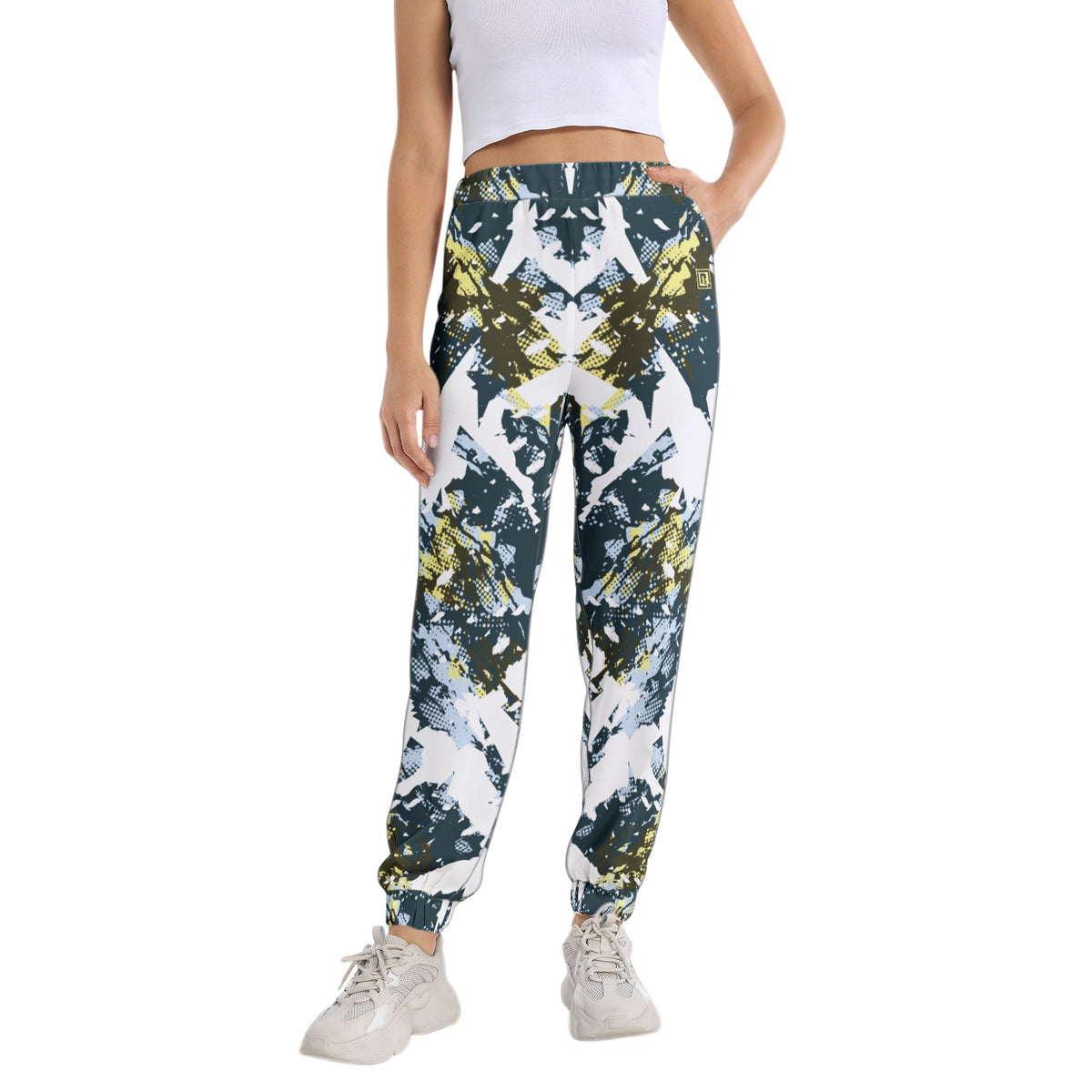 Elastic Waist Tapered Sweatpant