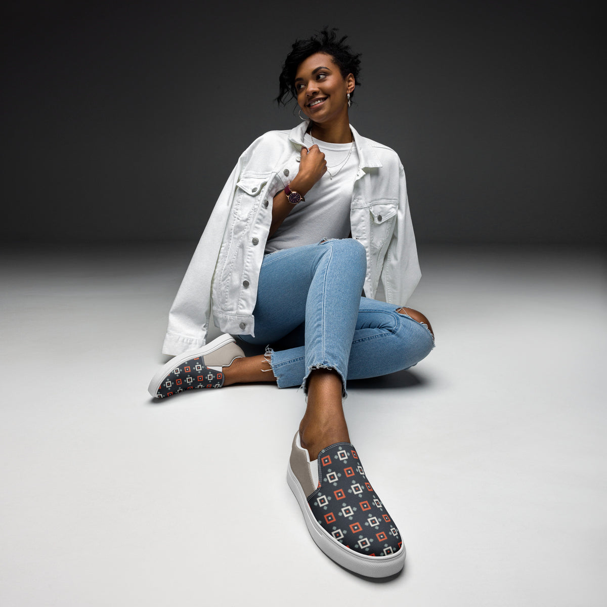 Women’s slip-on canvas shoes